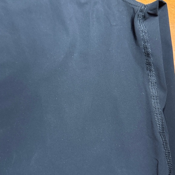 Lululemon Adapted State High Rise cropped Jogger in good condition ππποΈποΈ - Picture 8 of 9